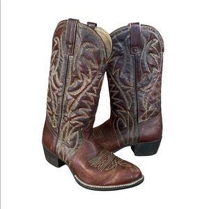 Cute vintage cowgirl boots!!!